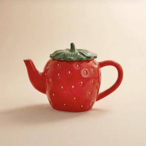 Karaca Strawberry Çilek Desenli Demlik 770 ml